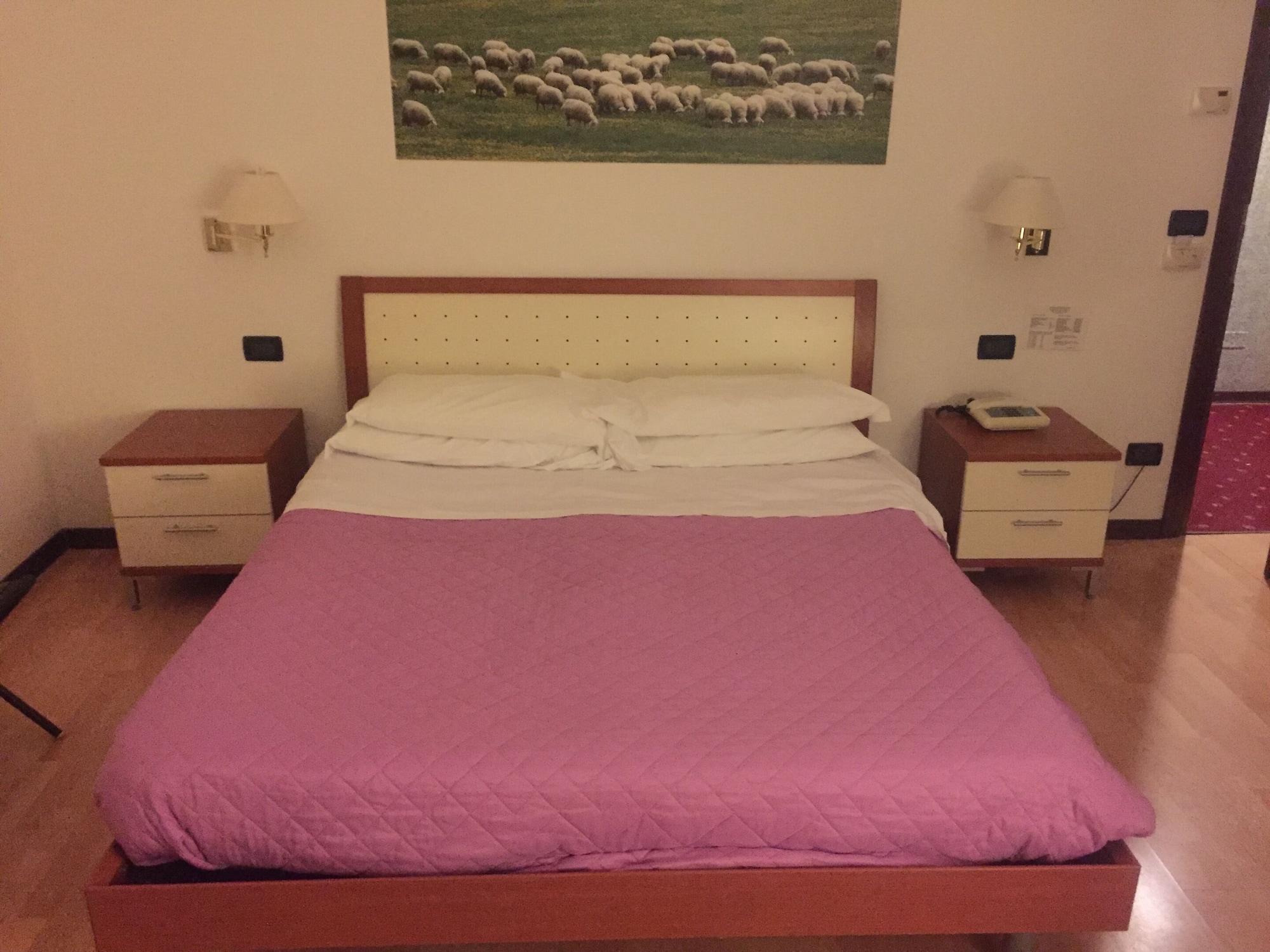 Hotel Angiolino Chianciano Terme Buitenkant foto